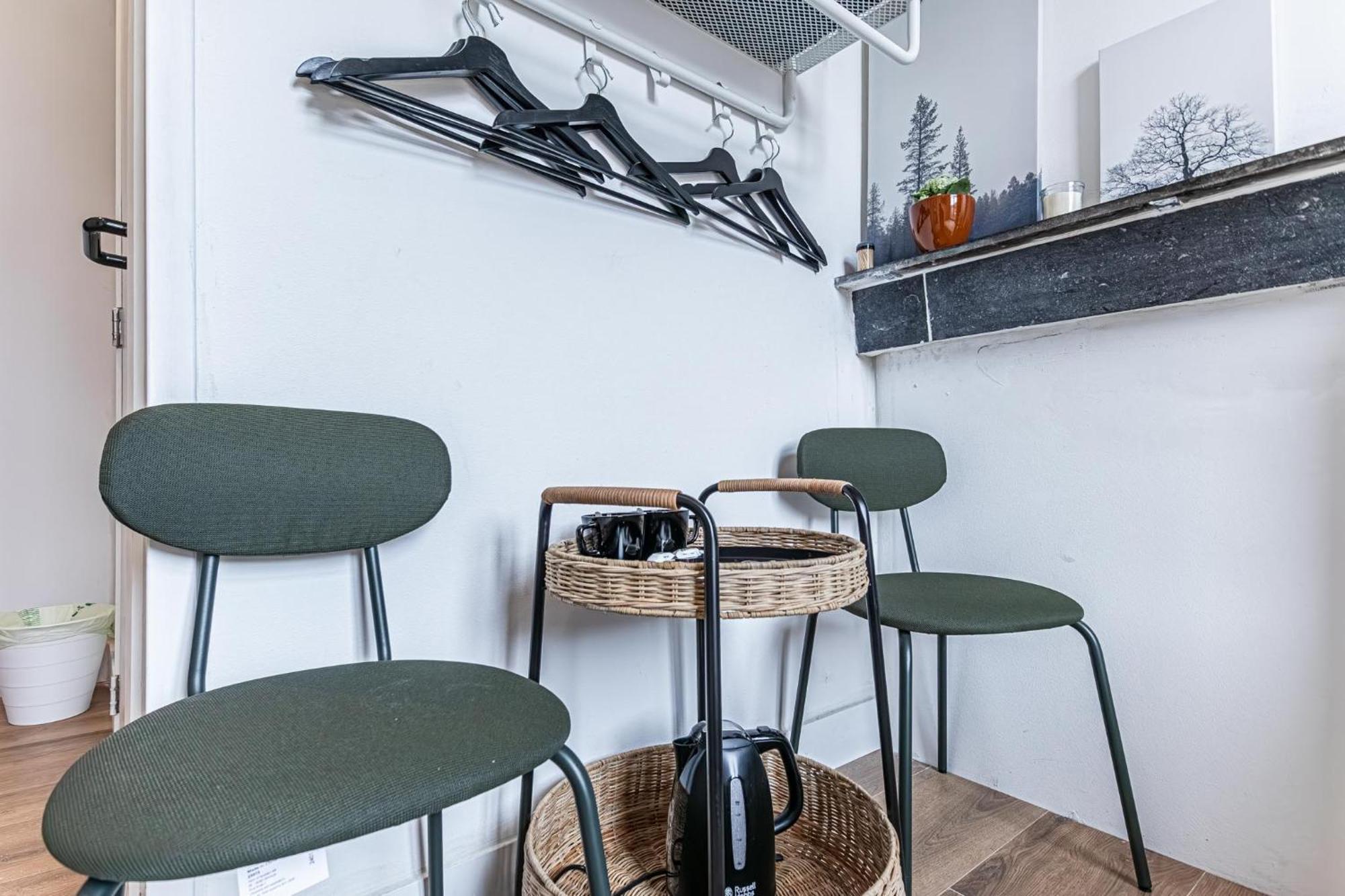 3 Stylish At A Great Location In Appartement *